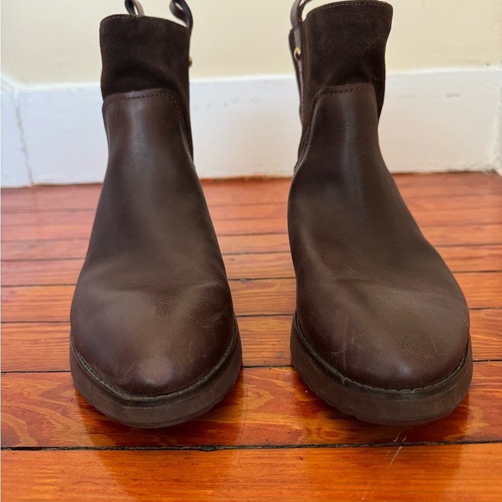 Fit Flop Brown Leather Ankle Boots